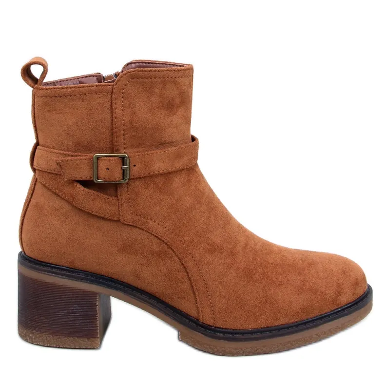 Aretha Camel wide heel boots brown