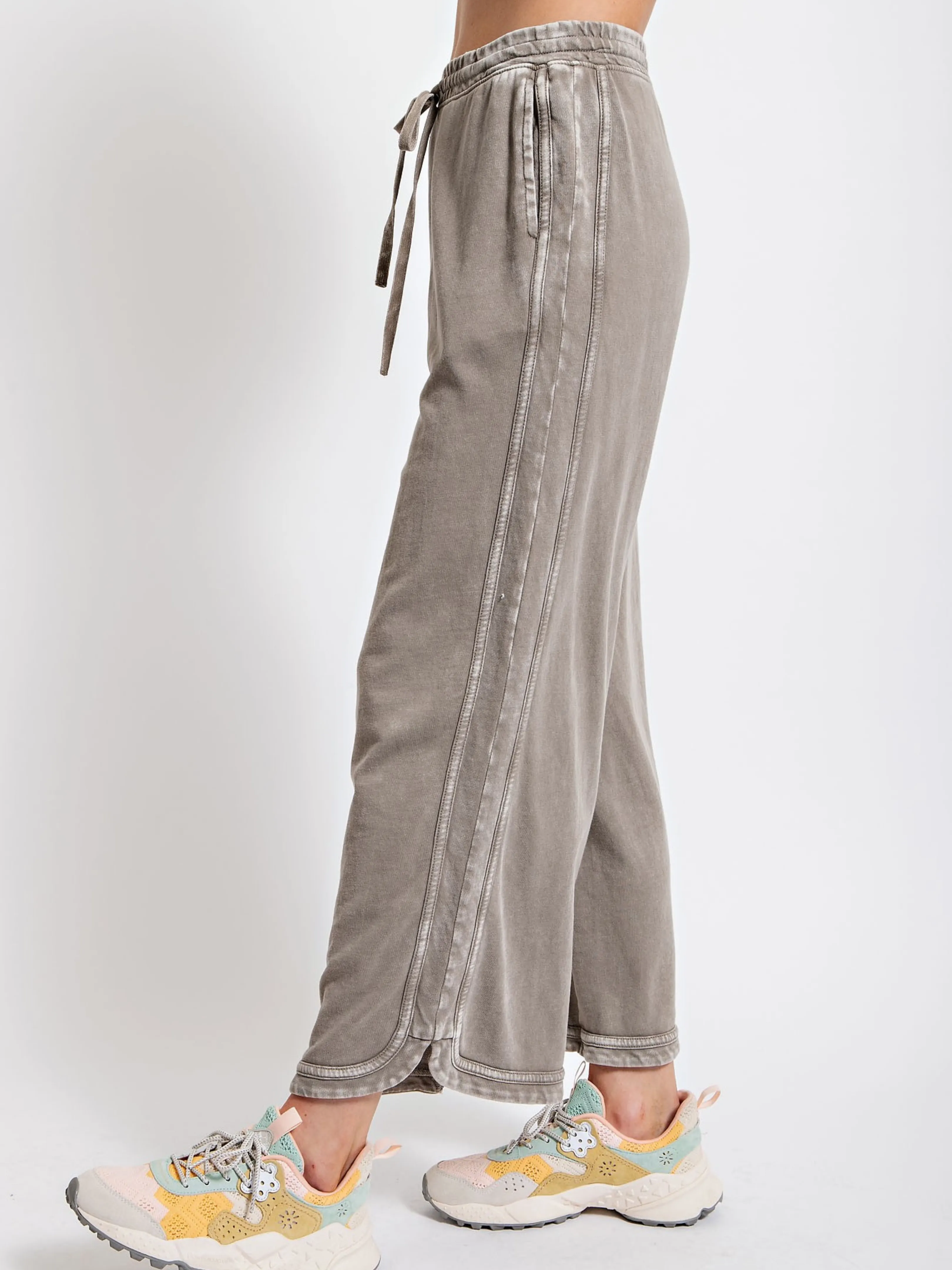 Casual Stroll Pants - Mocha