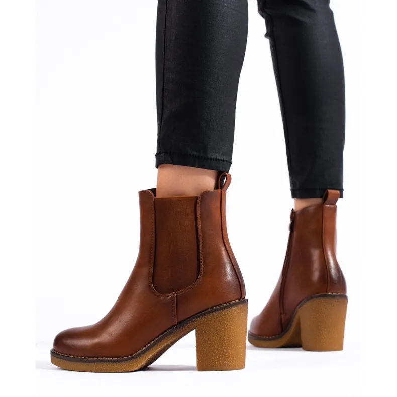 Classic brown Shelovet ankle boots