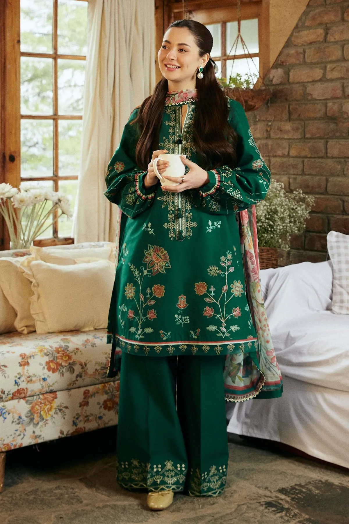 Coco by Zara Shahjahan Embroidered Lawn Unstitched 3Pc Suit D-09A ZAIRA