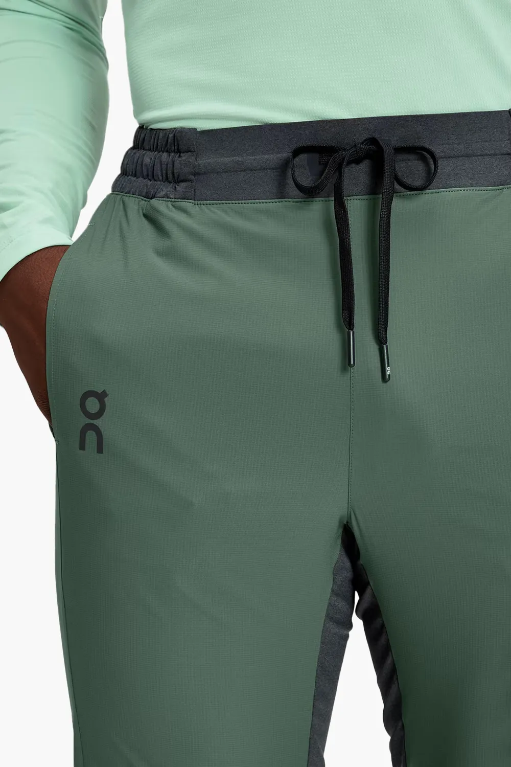 ON | Men's Running Pants in Ivy/Shadow