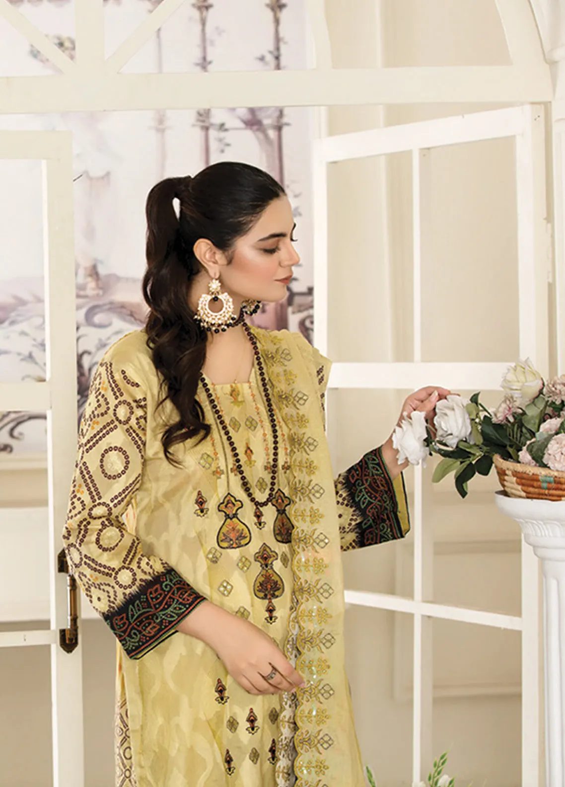 Riwaj By Afreen Embroidered Lawn Unstitched 3 Piece Suit - 10