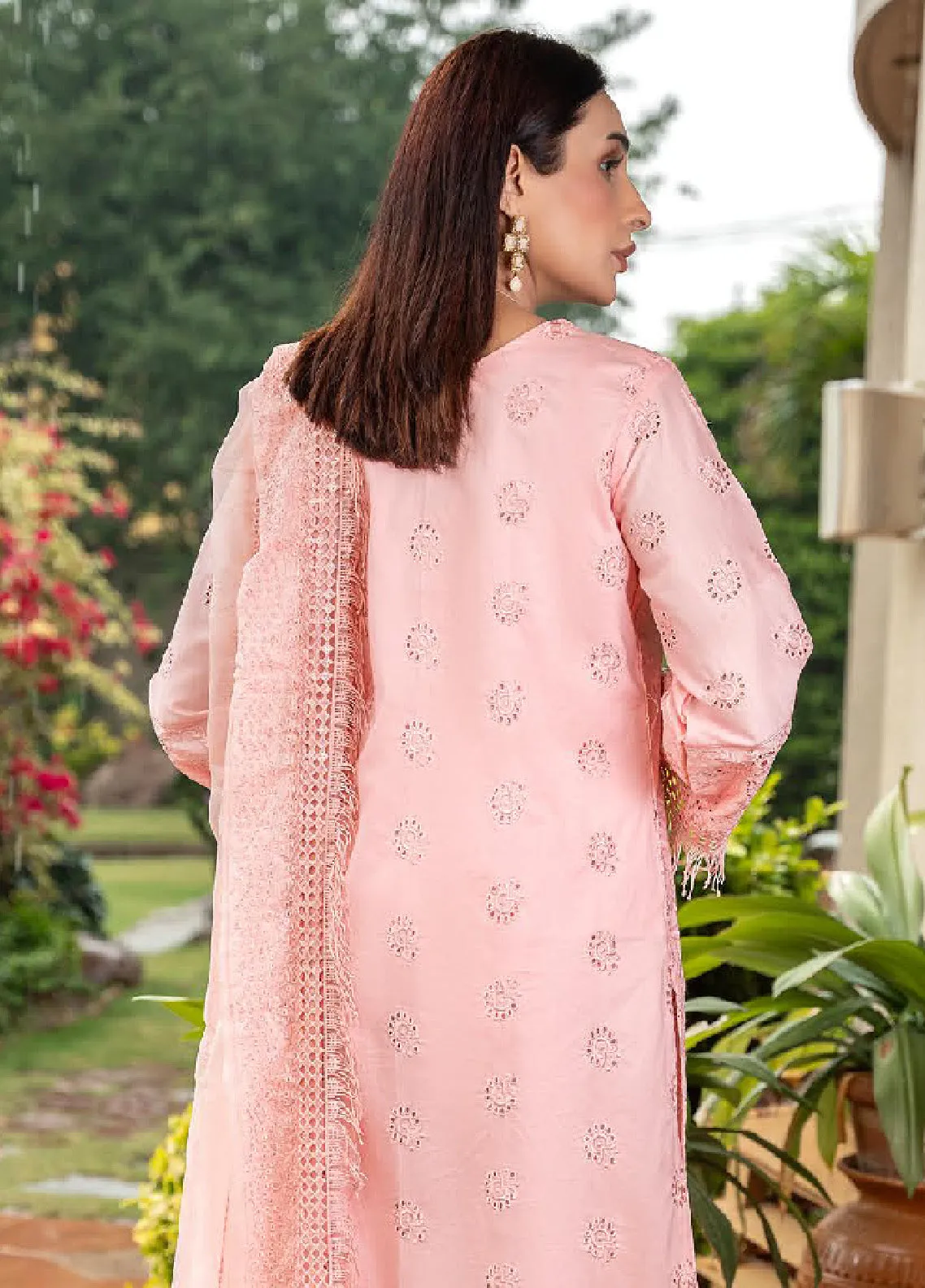 Signature Minakari By Zainab Fazlani Premium Lawn 3 Piece Unstitched Suit ZF24SMPL D-02