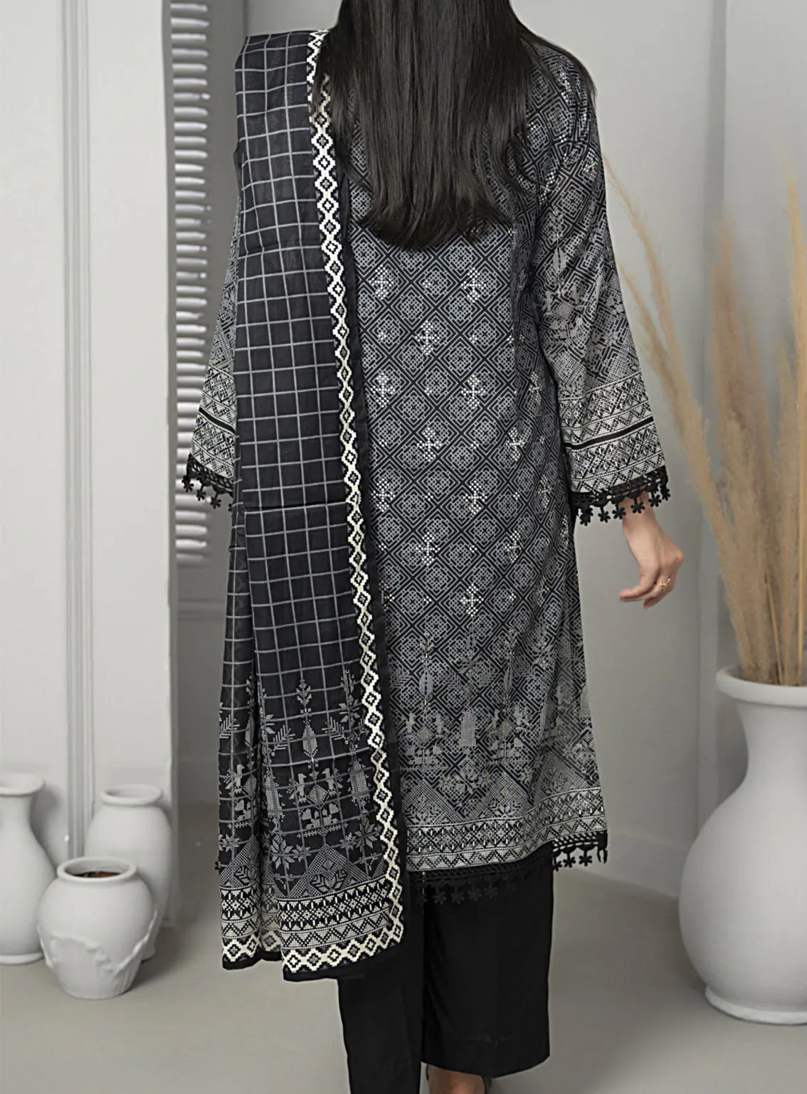 Sufinas By VS Textile Printed Lawn Black & White 3 Piece Unstitched Suit VS24S B&W D-512