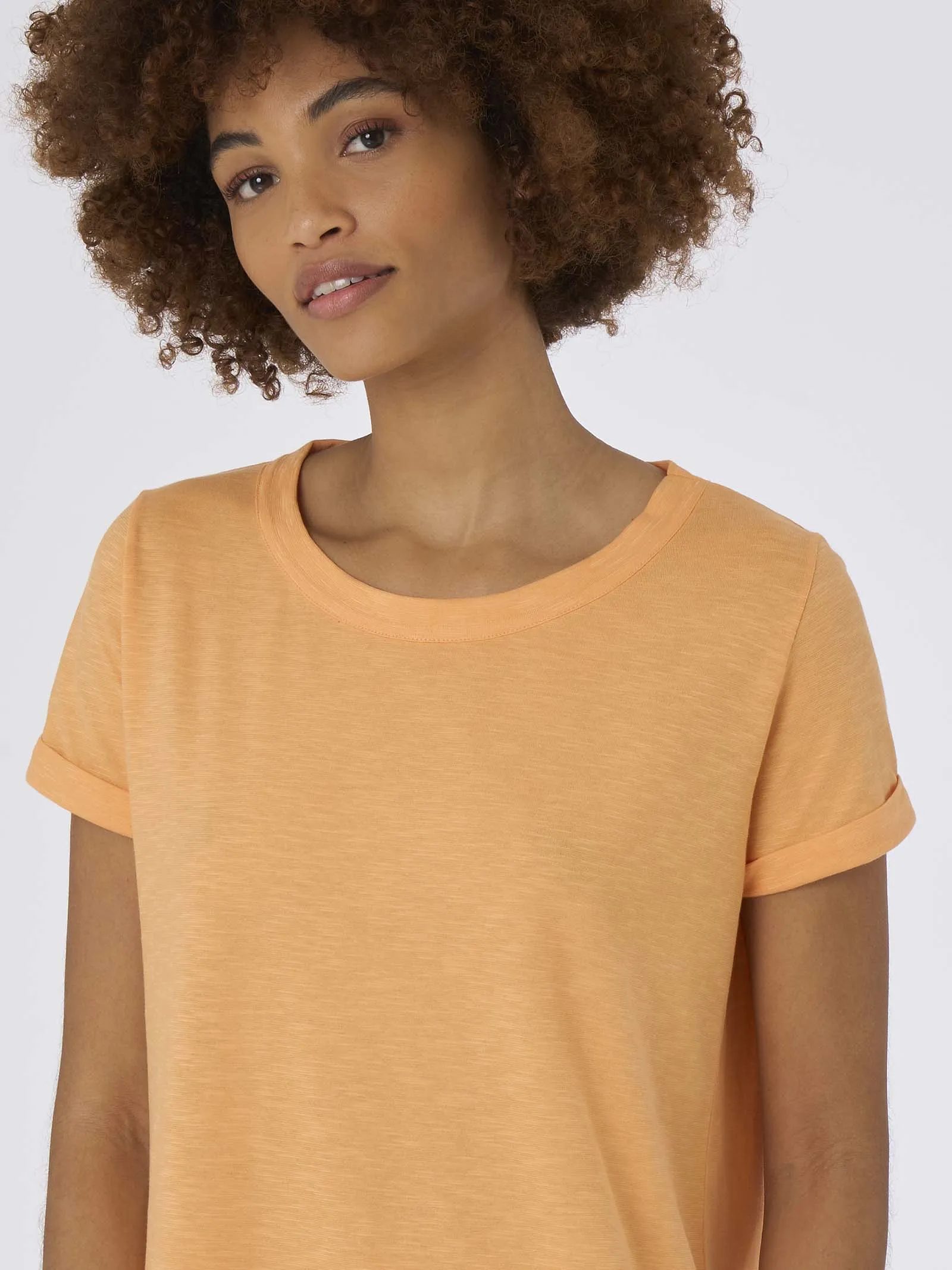 T-shirt girocollo in slub jersey di cotone - Mock Orange