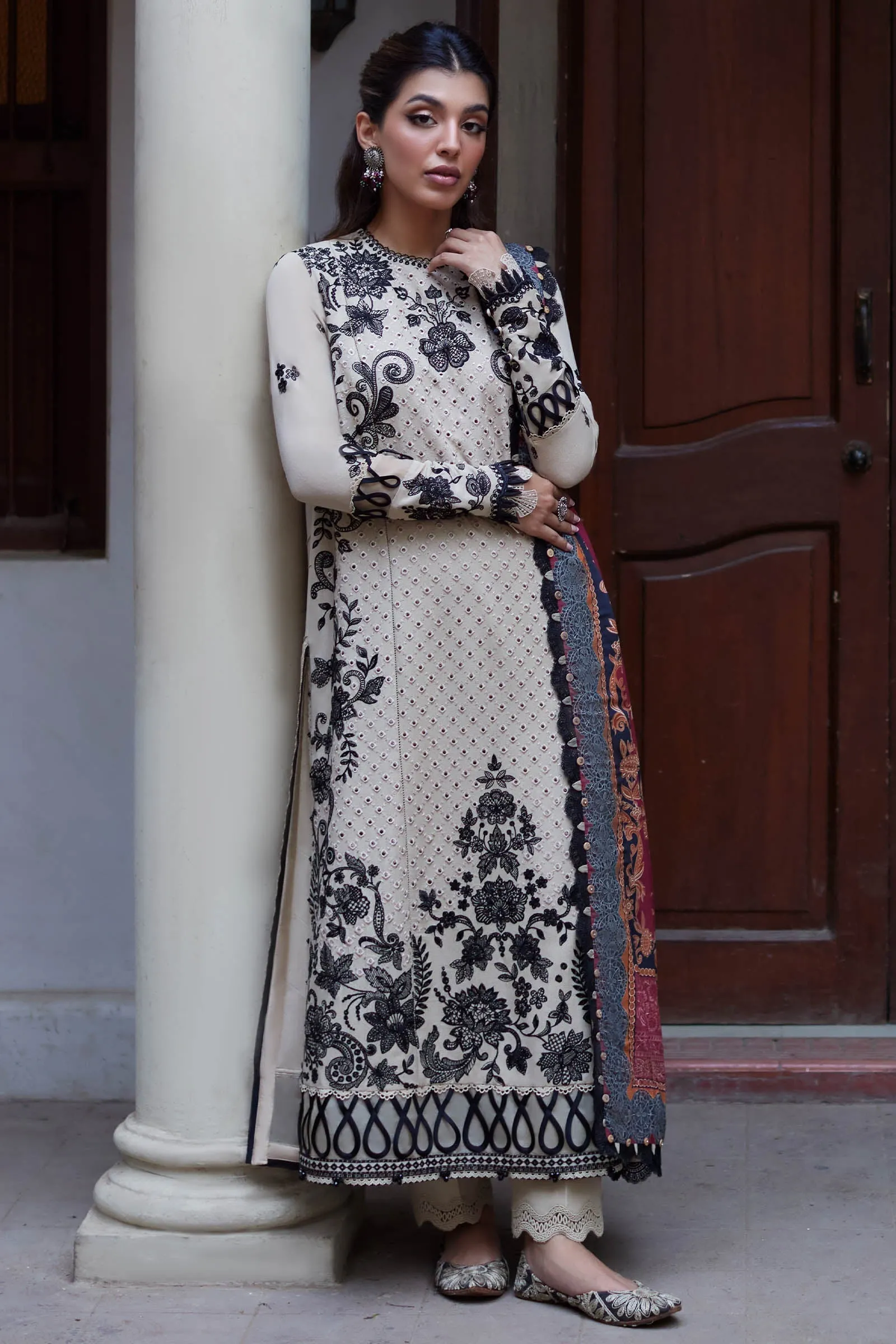 ZAHA by Khadijah Shah Embroidered Karandi Unstitched 3Pc Suit ZW23-12